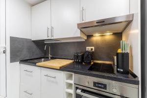 Kuchyňa alebo kuchynka v ubytovaní Galileo apartment