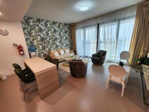 Fotografie z fotogalerie ubytování Marassi Gem Apartment Direct Mall Access v destinaci Rayyā