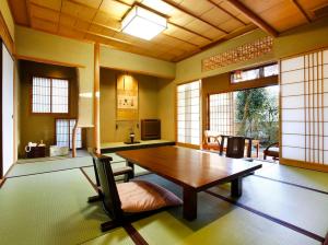 Χώρος καθιστικού στο Ryoutei Ryokan Takechiyo Kirishima Bettei