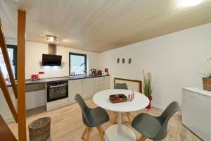 Dapur atau dapur kecil di Eulennest +19 gambar