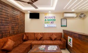 A seating area at Treebo Rakshitha, Porur