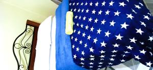 Postel nebo postele na pokoji v ubytování Posh Nest 1 Bd Suite