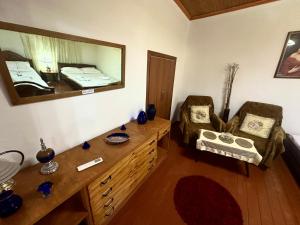 Postel nebo postele na pokoji v ubytování Grandpas House