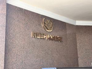 Certifikát, hodnocení, plakát nebo jiný dokument vystavený v ubytování Reef House