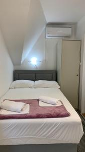 Posteľ alebo postele v izbe v ubytovaní Bed&Breakfast Đurđan