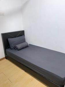 Lova arba lovos apgyvendinimo įstaigoje 3BR House near Toll Yong peng