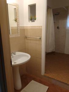 Bilik mandi di Rustico del Capitano +11 gambar