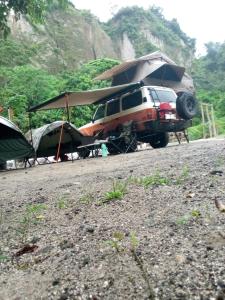 Afbeelding uit fotogalerij van Tapian Ratu Camp real in Bukittinggi