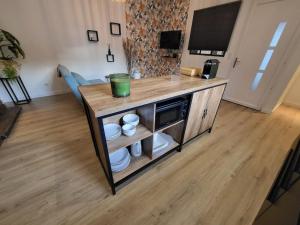 Kuchyň nebo kuchyňský kout v ubytování Appartement T2 Frangy