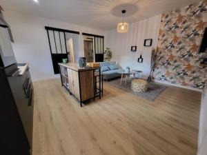 Kuchyň nebo kuchyňský kout v ubytování Appartement T2 Frangy