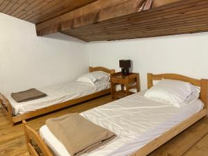 Postel nebo postele na pokoji v ubytování Chambre et sdb avec entrée privative