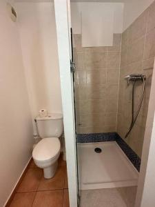 Koupelna v ubytování Le Flora, 2 chambres, vue mer