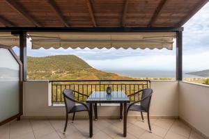 Gallery image of Agnanti Studios in Panayia +16 photos