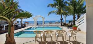 Bazen u ili blizu objekta Phi-Phi Beach Resorts & Hotel