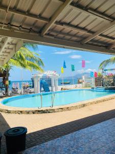 Bazen u ili blizu objekta Phi-Phi Beach Resorts & Hotel