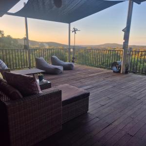 Balkoni atau teres di Sit back, relax and enjoy the view