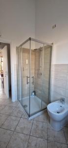 Et badeværelse på Casa vacanza Mamaioa