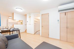 Dapur atau dapur kecil di Otsuka house with 3BR near the Yamanote line
