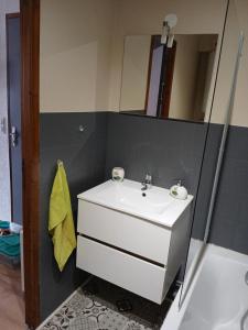 Koupelna v ubytování Petit studio tout confort