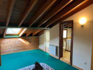 Bazén v ubytování Apartamento el Remiendu Pegau nebo v jeho okolí
