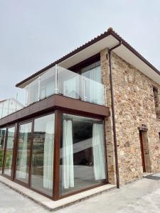 Το κτήριο όπου στεγάζεται  η παραθεριστική κατοικία