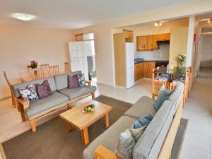 Kuchyň nebo kuchyňský kout v ubytování First Group Desert Rose + 40 fotografií