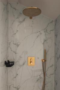Bagno di Zurenborg Suites