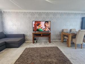 Gallery image of Stylish & Modern 2 Bed House With Free Parking Leeds in Roundhay