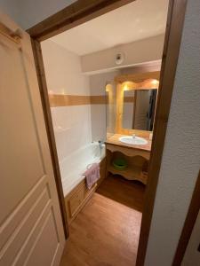 Koupelna v ubytování Orelle les 3 Vallées