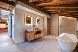 Et badeværelse på Chalets ASA 426 m2 + 52 billeder