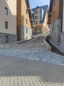 Zgradba, v kateri se nahaja apartma