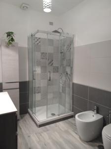 Koupelna v ubytování Casa Vacanze Borgo Garibaldi + 17 fotografií