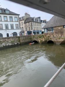 Afbeelding uit fotogalerij van Nuit sur le Pont 2 in Landerneau