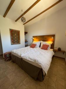Santa Teresa Bed & Breakfast Andalusien客房内的一张或多张床位