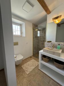 Santa Teresa Bed & Breakfast Andalusien的一间浴室