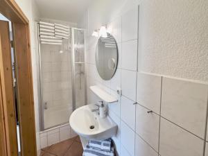 Koupelna v ubytování Gulfhof Butendiek - Groot Kostall