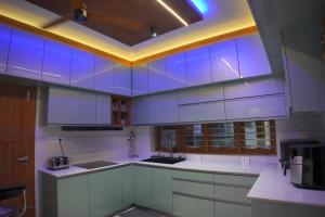 Φωτογραφία από το άλμπουμ του Luxurious 5000 SQFT Mansion with Modern Comforts And Spacious Elegance σε Malappuram