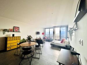 Posezení v ubytování Departamento a unos pasos de reforma y centro histórico