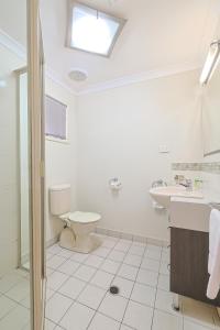 Bagno di Emerald Central Palms Motel
