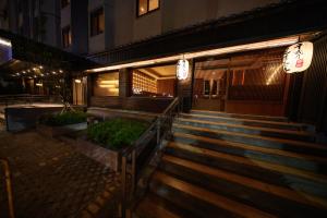 Bangunan di mana terletaknya hotel