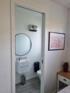 Photo de la galerie de l'établissement Studio on McRae, à Wanaka