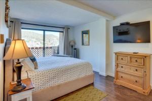 Billede fra billedgalleriet på Beautiful views day and night! i Avalon + 22 billeder