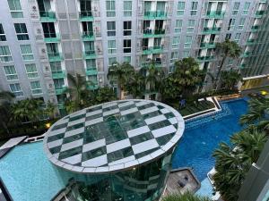 Swimmingpoolen hos eller tæt på City Center Residence Pattaya