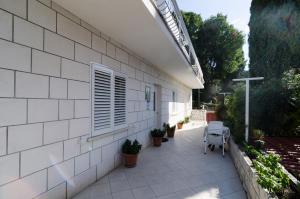 Ein Garten an der Unterkunft Guesthouse Matusic
