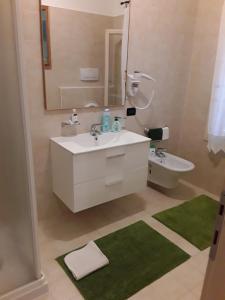 A bathroom at Locanda Bellavista