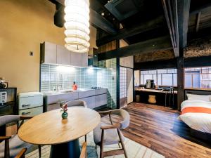 Χώρος καθιστικού στο NIPPONIA 美山鶴ヶ岡 Mountain Village +59 φωτογραφίες