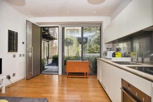 Køkken eller tekøkken på Hella Urbana 152 + 224 billeder