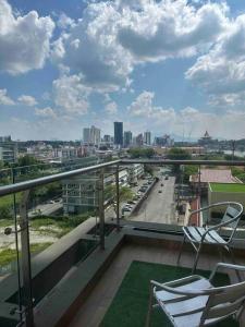 Μπαλκόνι ή βεράντα στο Smart Suite Balcony Riverine Kuching