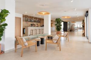 Posezení v ubytování Copaiba by Honne Hotels - Adults Only