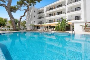 Bazén v ubytování Copaiba by Honne Hotels - Adults Only nebo v jeho okolí